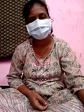 Snapshot of Villageammu18 chatting on February 2026 02:32:02 PM Villageammu18 online show from February 2026 02:32:02 PM