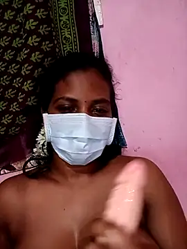 Snapshot of Villageammu18 chatting on April 2026 05:43:02 PM Villageammu18 online show from April 2026 05:43:02 PM