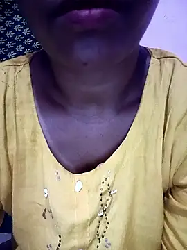 Snapshot of Villageammu18 chatting on April 2026 04:30:02 PM Villageammu18 online show from April 2026 04:30:02 PM