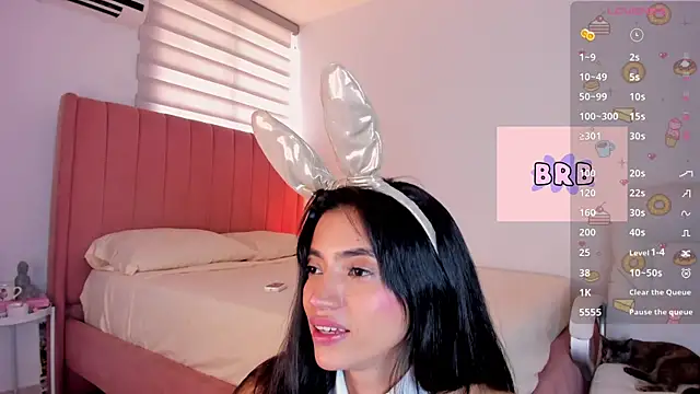 Snapshot of Ninamirley chatting on February 2025 08:38:02 PM Ninamirley online show from February 2025 08:38:02 PM