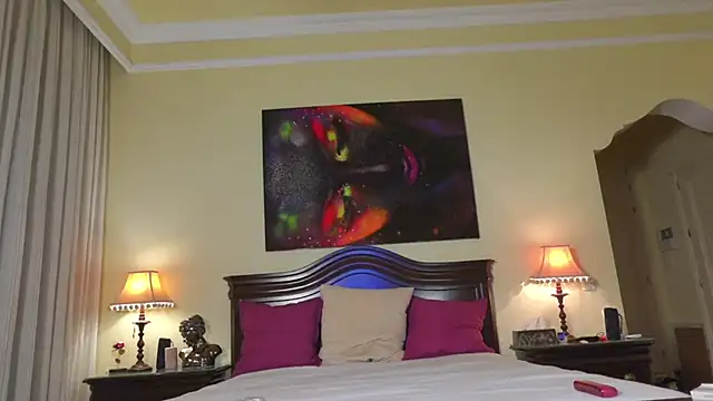 Snapshot of LunaMystyque chatting on March 2026 04:12:02 PM LunaMystyque online show from March 2026 04:12:02 PM