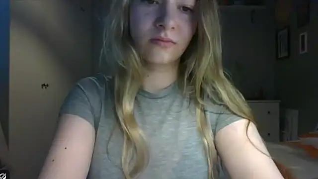 Snapshot of ROSIEx_sweet chatting on June 2026 06:47:02 AM ROSIEx sweet online show from June 2026 06:47:02 AM