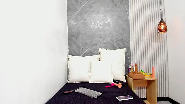 Dahiana gomez18 online show from February 2025 11:31:01 AM