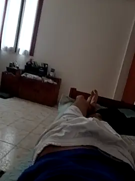 Snapshot of Loytder chatting on April 2026 12:36:02 PM Loytder online show from April 2026 12:36:02 PM