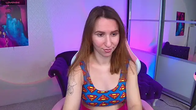 AliceBYKiss online show from December 2024 06:45:01 AM