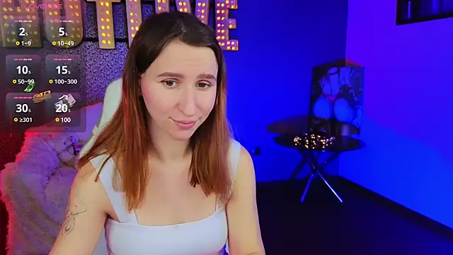 AliceBYKiss online show from December 2024 04:04:01 PM