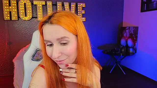 AliceBYKiss online show from January 2025 09:37:02 AM