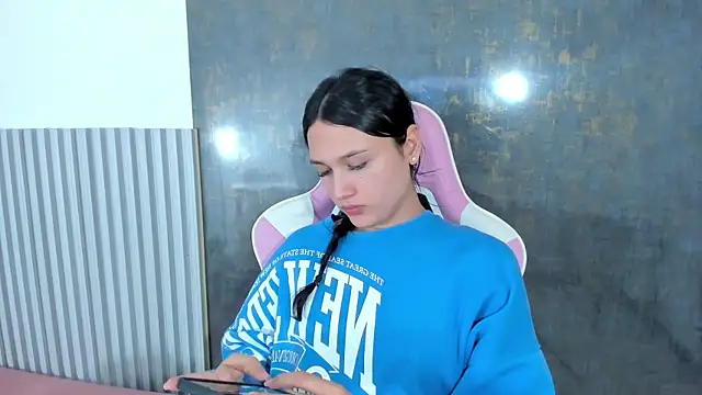 lana boomer online show from October 2025 07:58:02 PM