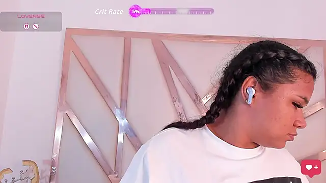 Carolina Evanss online show from October 2025 11:39:01 AM