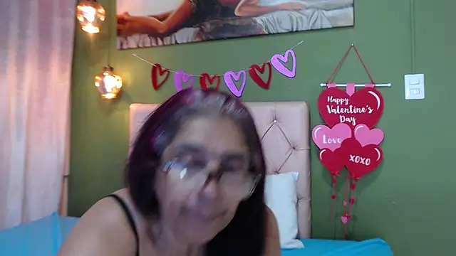 renata milf  online show from February 2025 04:34:02 PM