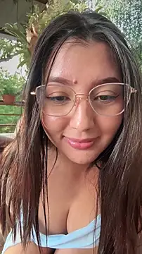 licky lu online show from November 2025 09:52:01 PM