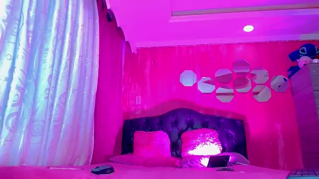 TiffanyMackensyy online show from March 2026 01:31:02 AM