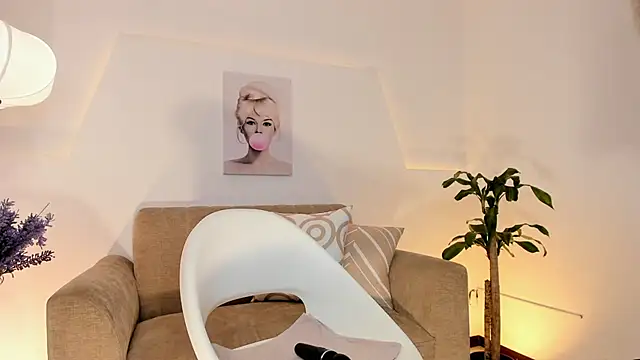 Snapshot of Catvalentine_ chatting on February 2026 08:48:02 AM Catvalentine online show from February 2026 08:48:02 AM