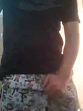 estudiante69 online show from December 2024 08:44:02 PM