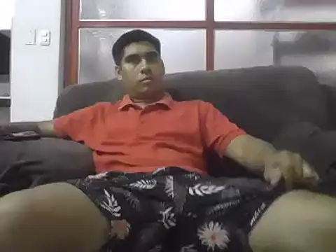 estudiante69 online show from January 2025 10:31:01 PM