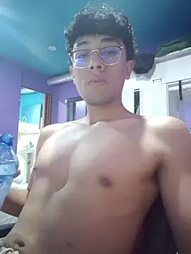 Fabpingon online show from October 2025 08:33:01 AM
