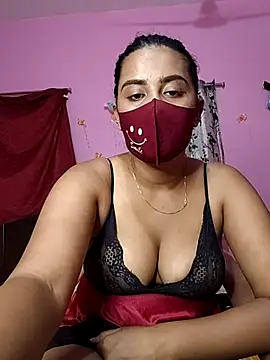 Snapshot of lovely-tanu chatting on October 2025 11:43:02 AM lovely-tanu online show from October 2025 11:43:02 AM