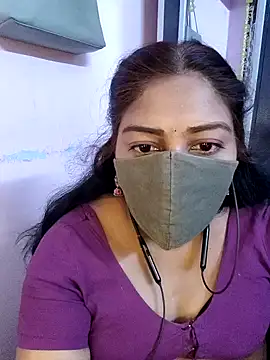 RomeoJuliet345 online show from April 2026 01:12:02 PM