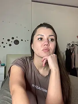 MiraMiss online show from February 2025 02:53:01 PM