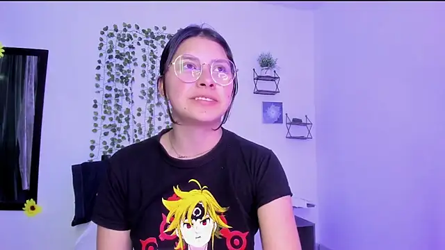 Noellesable online show from December 2024 12:35:01 PM