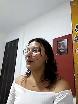 Noellesable online show from February 2025 04:18:02 AM