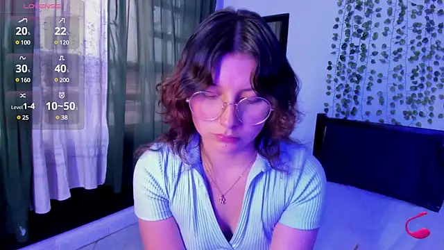 Noellesable online show from March 2025 06:00:02 PM