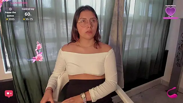 Noellesable online show from September 2025 05:27:01 PM