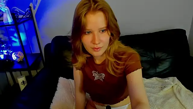 EvaStevs online show from December 2024 08:21:02 PM