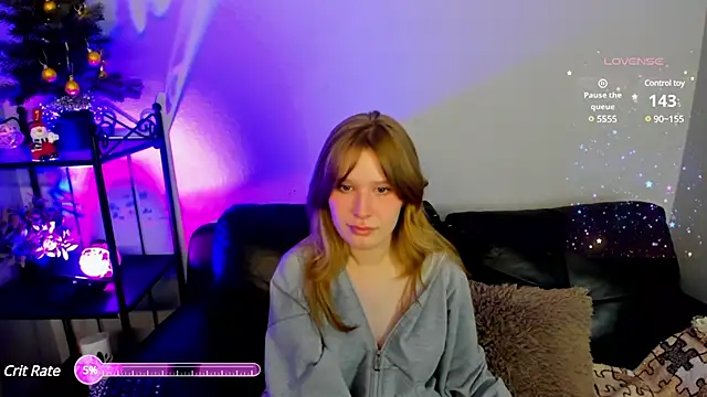 EvaStevs online show from December 2024 06:13:01 PM