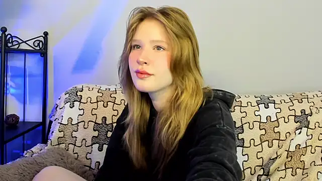 EvaStevs online show from January 2025 11:44:02 PM