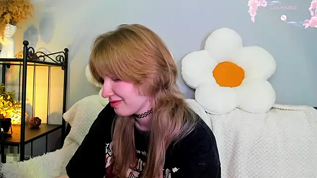 EvaStevs online show from February 2025 11:26:02 PM