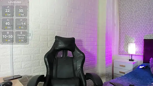 sweet kitty0110 online show from November 2025 09:04:01 PM