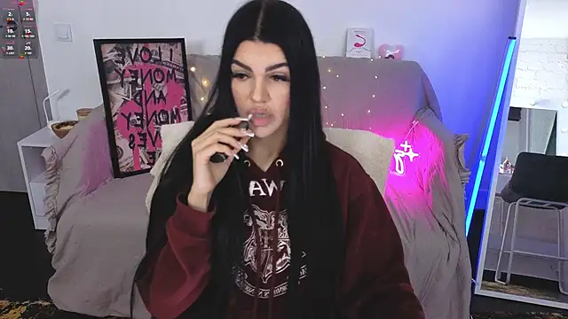 Tiffany lab online show from October 2025 08:23:02 AM