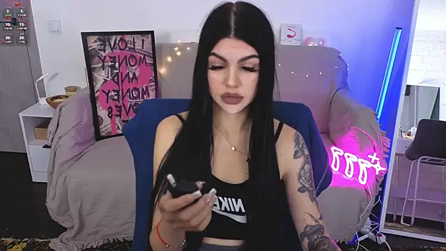 Tiffany lab online show from October 2025 08:59:01 AM