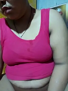 Snapshot of Super-Couple chatting on May 2026 12:49:01 AM Super-Couple online show from May 2026 12:49:01 AM