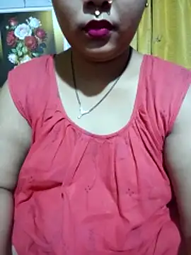 Snapshot of Super-Couple chatting on May 2026 04:13:02 PM Super-Couple online show from May 2026 04:13:02 PM