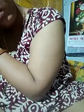 Snapshot of Super-Couple chatting on May 2026 03:59:02 AM Super-Couple online show from May 2026 03:59:02 AM