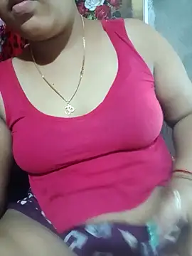 Snapshot of Super-Couple chatting on May 2026 05:26:02 AM Super-Couple online show from May 2026 05:26:02 AM