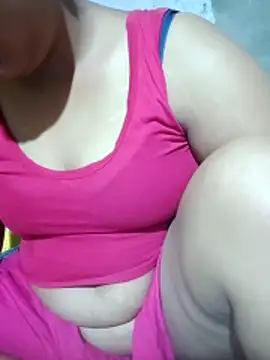 Snapshot of Super-Couple chatting on May 2026 12:27:01 AM Super-Couple online show from May 2026 12:27:01 AM