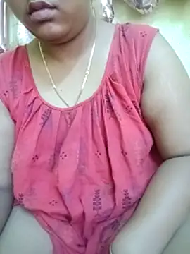 Snapshot of Super-Couple chatting on May 2026 04:09:02 AM Super-Couple online show from May 2026 04:09:02 AM