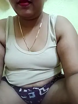 Snapshot of Super-Couple chatting on May 2026 04:15:01 PM Super-Couple online show from May 2026 04:15:01 PM
