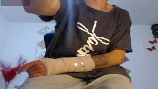 BIG cockpether online show from April 2026 03:23:02 AM