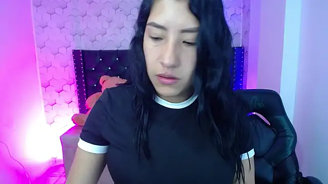 Sofi hot 4m online show from December 2025 02:45:02 PM