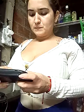 alexax0 online show from March 2025 01:37:02 AM