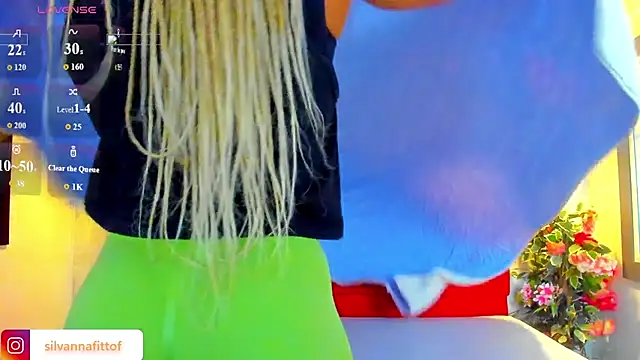 Snapshot of SilvannaFit chatting on February 2026 11:50:02 AM SilvannaFit online show from February 2026 11:50:02 AM