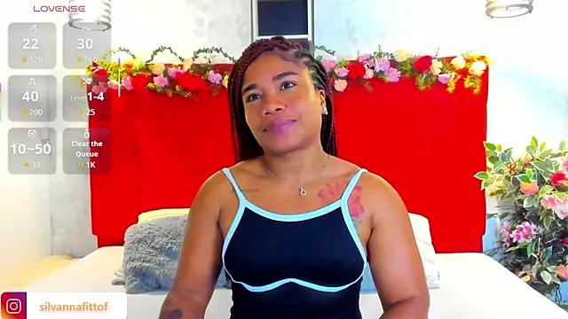 Snapshot of SilvannaFit chatting on March 2026 11:57:01 AM SilvannaFit online show from March 2026 11:57:01 AM