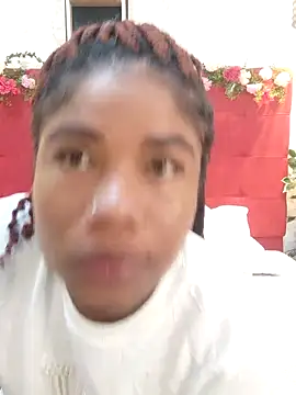 Snapshot of SilvannaFit chatting on April 2026 09:39:01 AM SilvannaFit online show from April 2026 09:39:01 AM