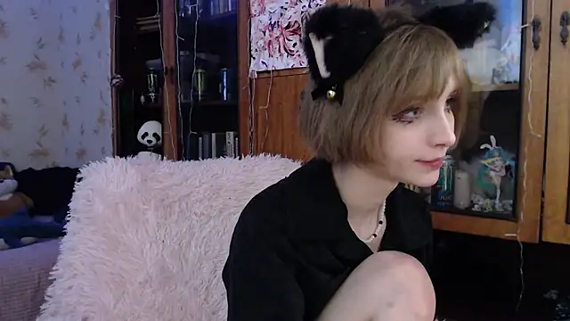 cloudgirrl online show from February 2025 02:50:02 AM