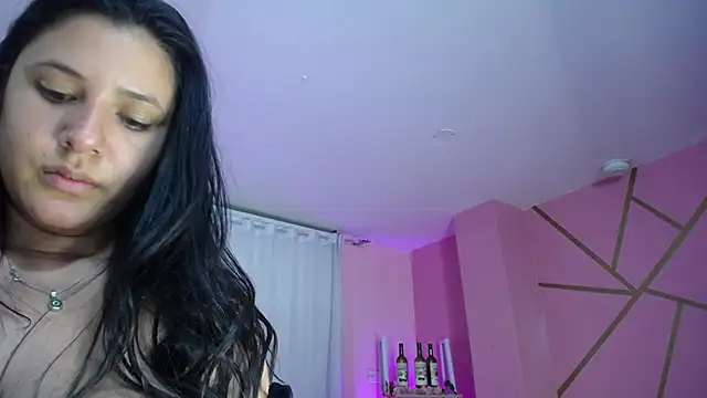 frreeya online show from January 2025 12:02:01 AM