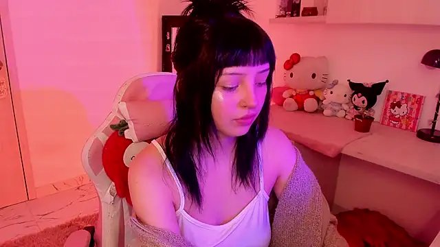 Snapshot of Francesca1_ chatting on January 2025 03:43:01 PM Francesca1  online show from January 2025 03:43:01 PM